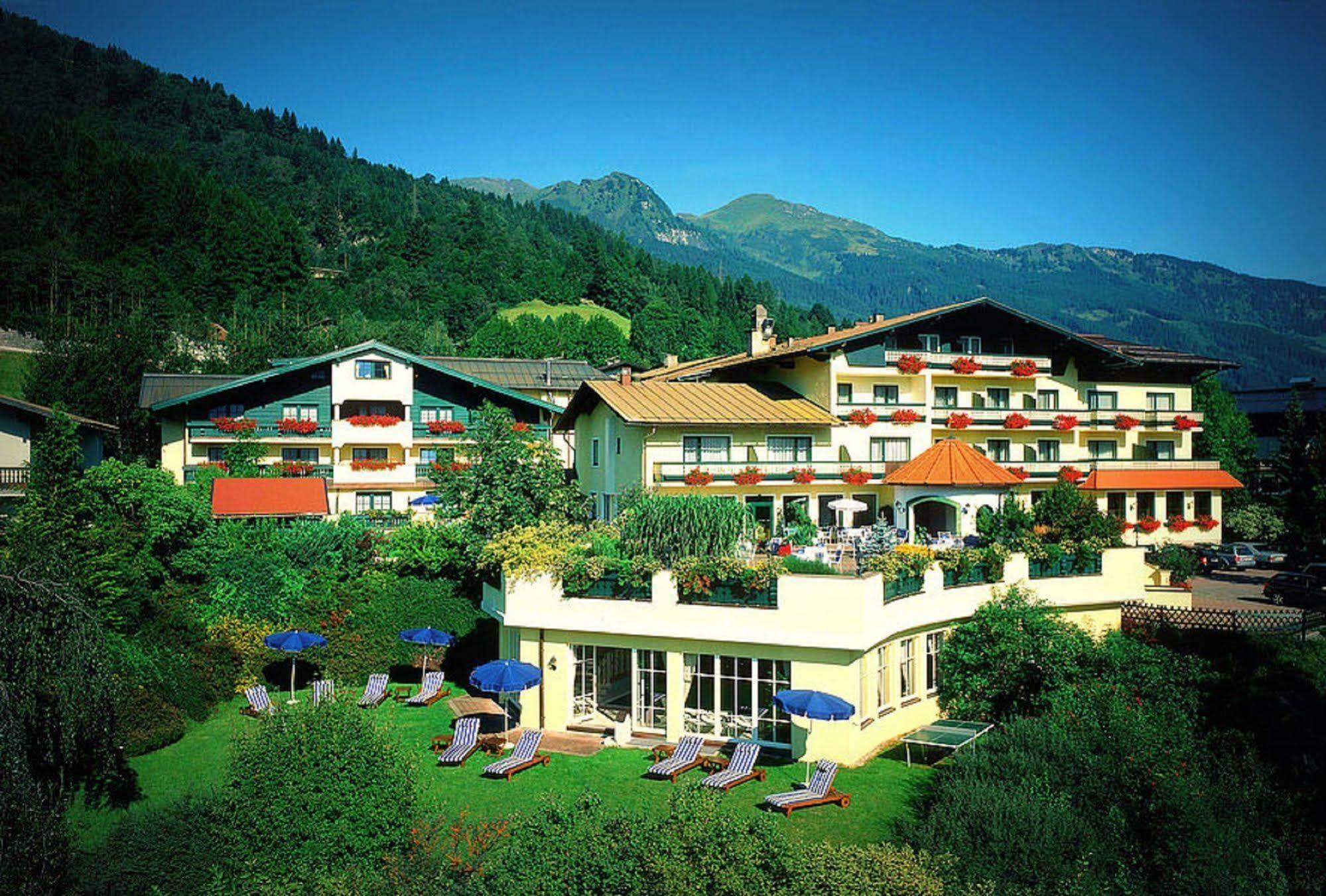 Hotel Zum Stern - Bergbahnen Inklusive Im Sommer 2025 Bad Hofgastein Extérieur photo