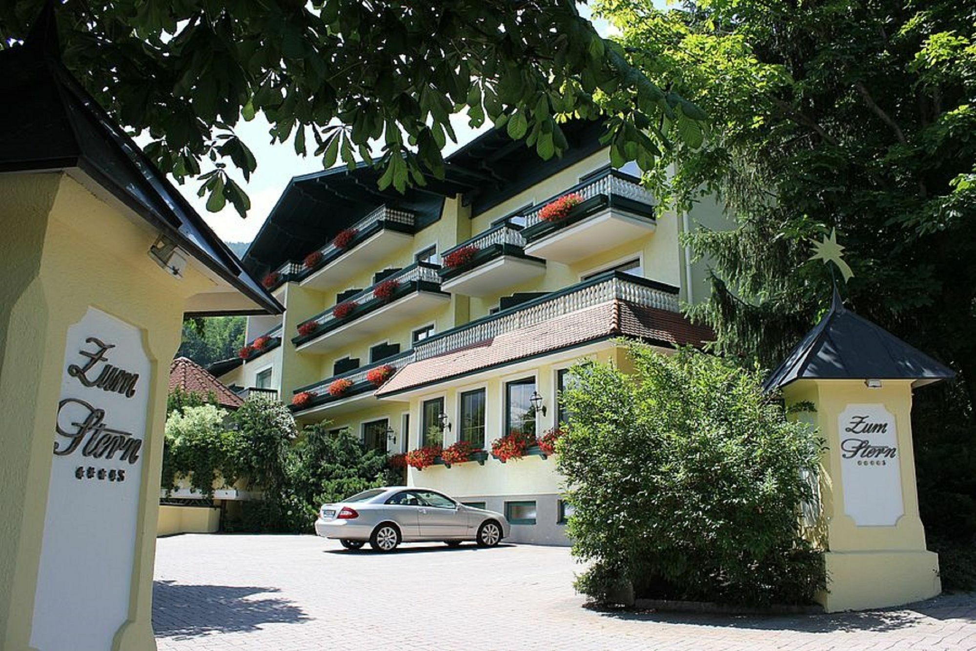 Hotel Zum Stern - Bergbahnen Inklusive Im Sommer 2025 Bad Hofgastein Extérieur photo